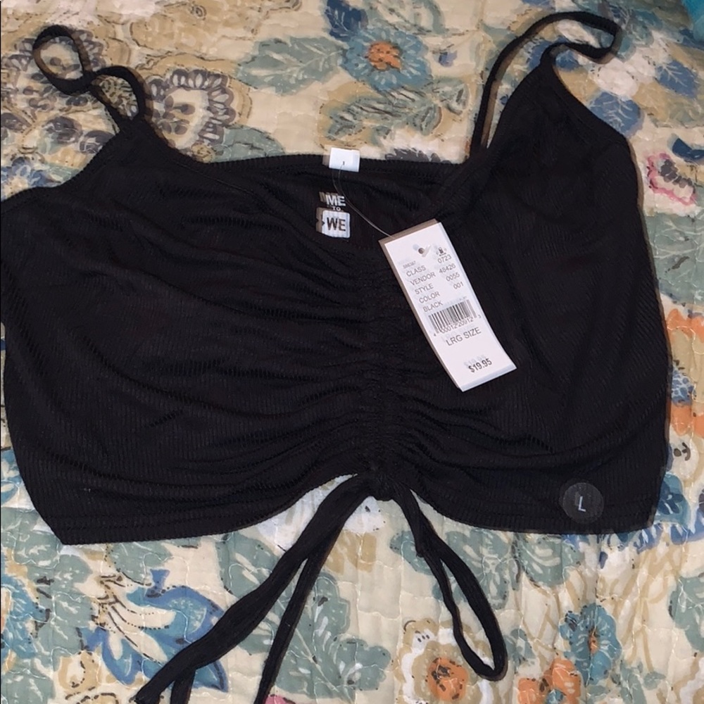 Black crop top